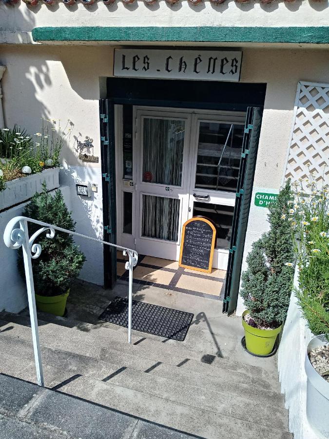 Les Chenes Chambres D'Hote Châtel-Guyon Εξωτερικό φωτογραφία