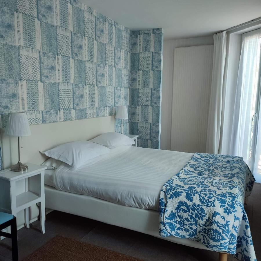 Les Chenes Chambres D'Hote Châtel-Guyon Εξωτερικό φωτογραφία